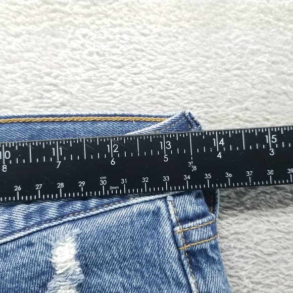 Levis Jeans Womens 26 Blue Wedgie Straight Button Fly High Rise Medium Wash - Picture 7 of 11